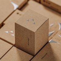 Paper tuck end box Chinese manufacturer Perfume packaging Hot stamping Card Box